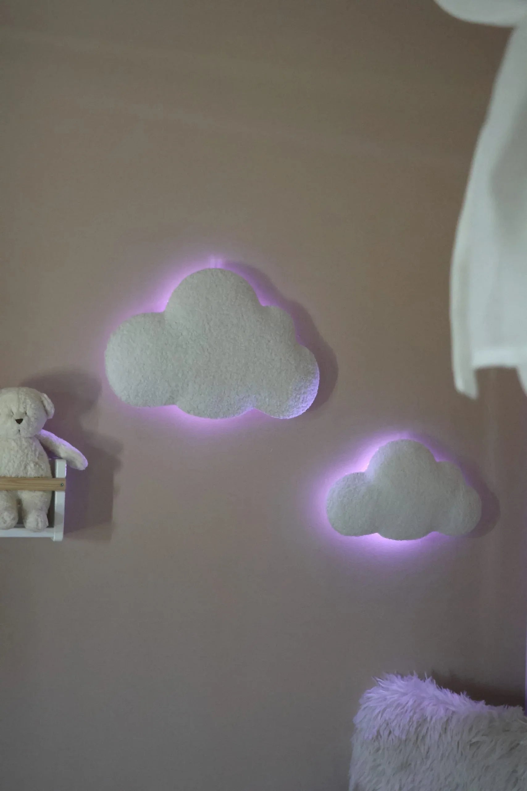 Nuage bouclé mural bébé couleur naturelle