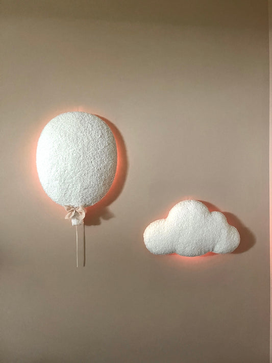 Composition Ballon Blanc et Petit Nuage